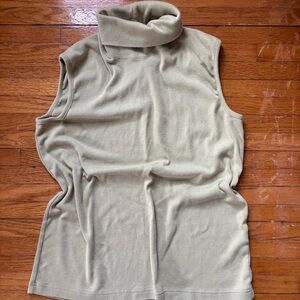 CJ Banks Green Sleeveless Turtleneck Sweater